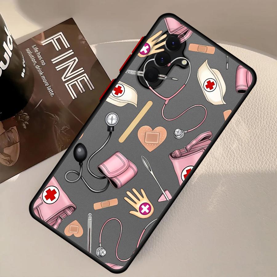 Fajne etui medyczne z motywem  – Samsung Galaxy A55 recenzja i cena